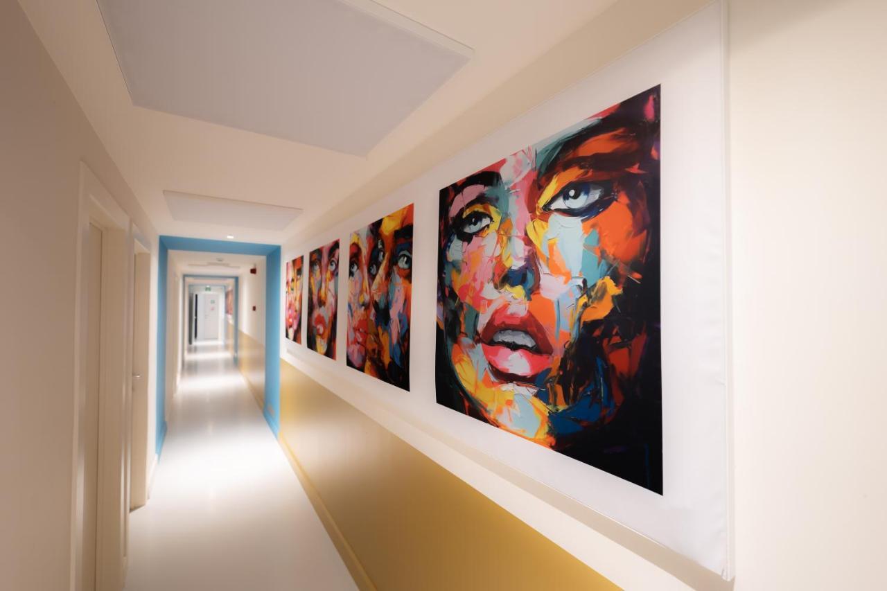 Elberg Hotel & Apartments Мускрон Екстериор снимка